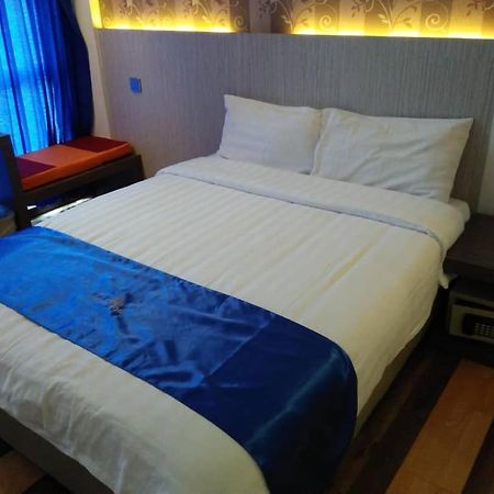 4Orty Inn บินตูลู ภายนอก รูปภาพ