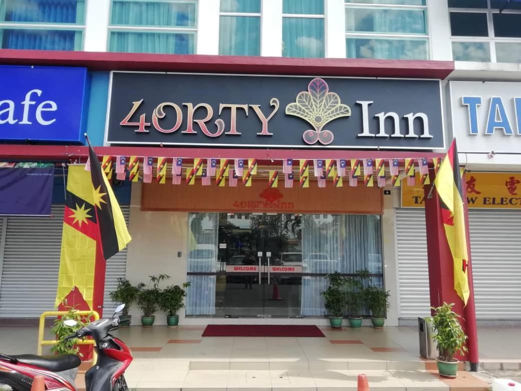 4Orty Inn บินตูลู ภายนอก รูปภาพ