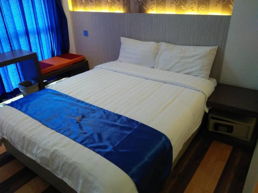 4Orty Inn บินตูลู ภายนอก รูปภาพ